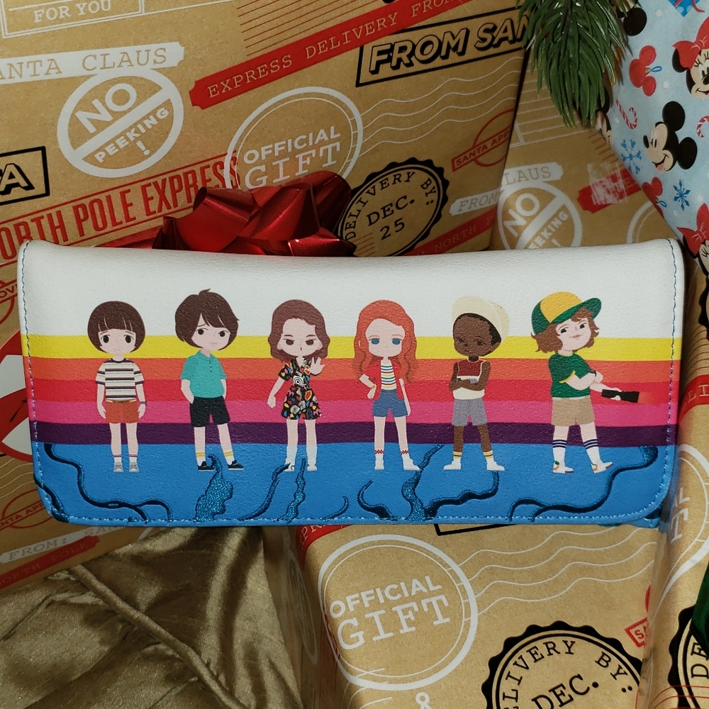 Stranger Things Chibi Tri-Fold Wallet 2019 SCE